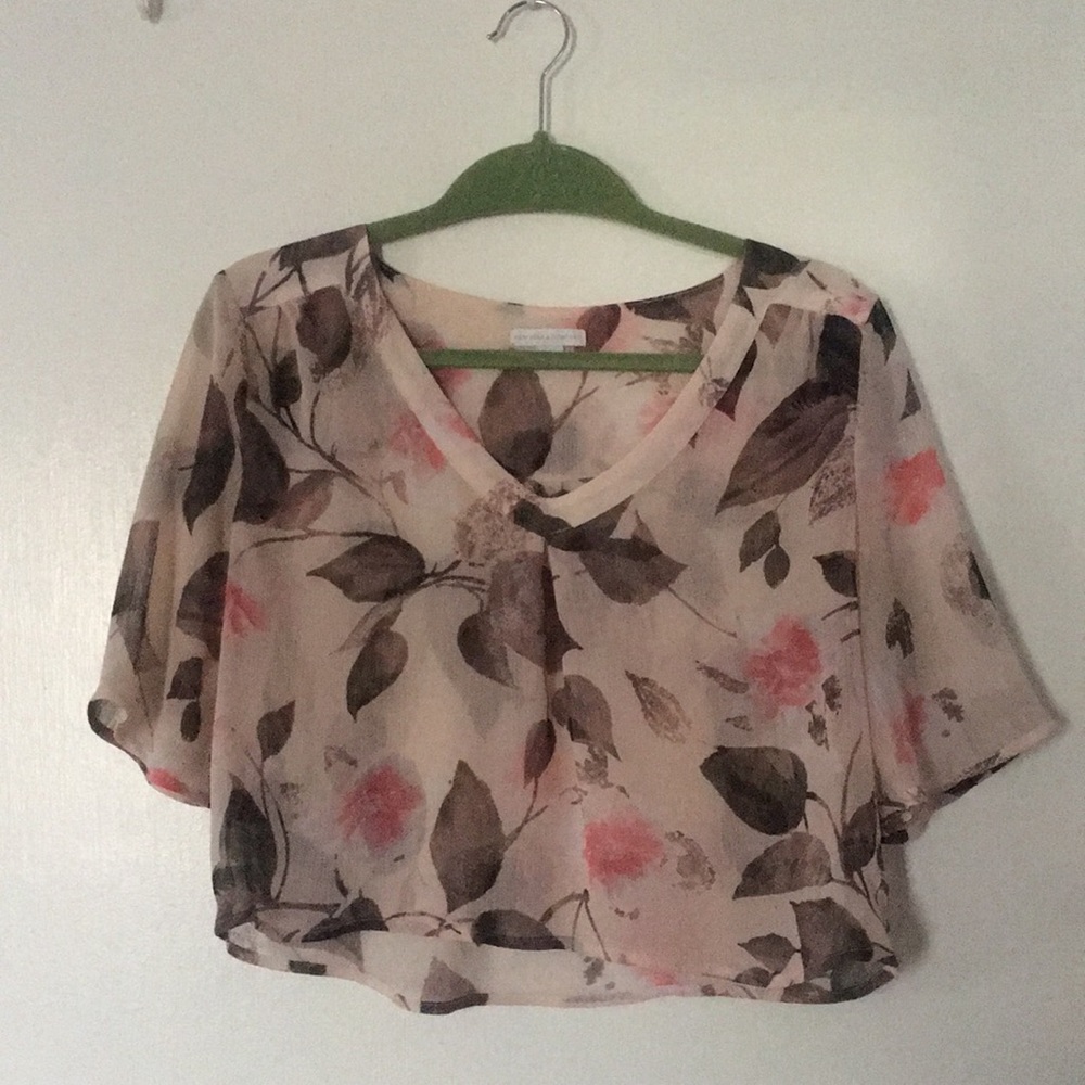 New York & Company Crop Top Blouse (size small)